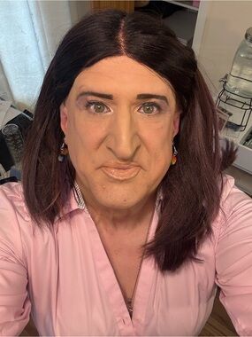 Meet your Posher, Posh